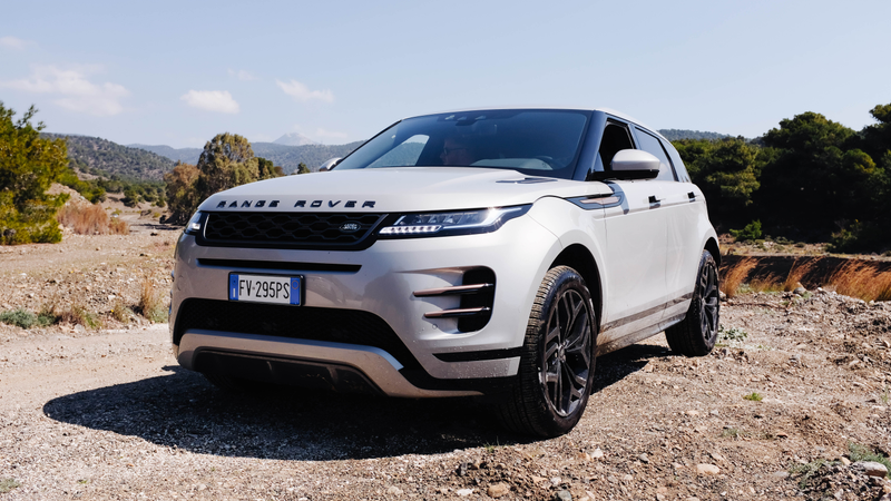 Illustration for article titled The 2020 Range Rover Evoque Is a Bold Way to Withdraw From the World In Style